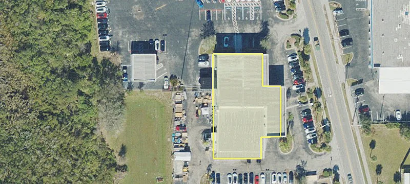 1545 Merritt Is Cswy