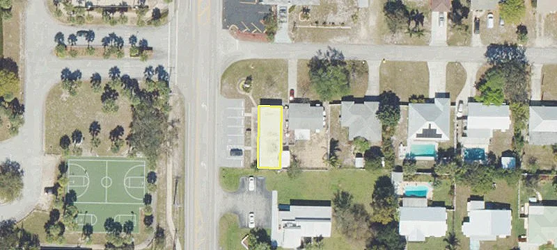 2426 Letitia St