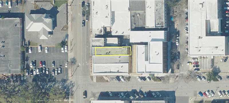 160 Broadway Ave