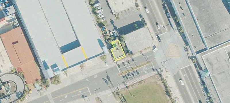 715 Earl St