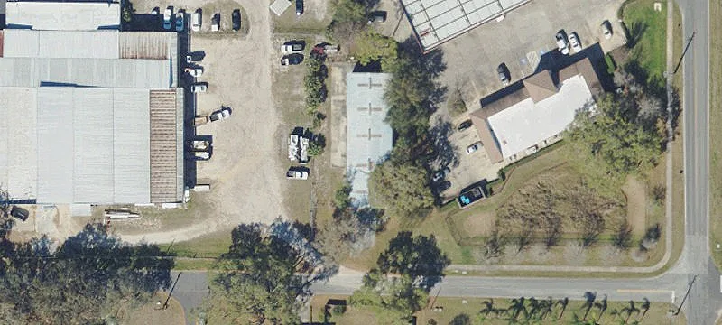 2014 Old Tavares Rd