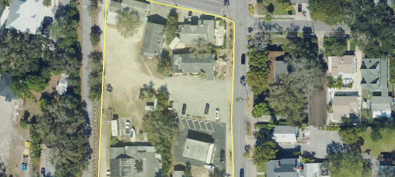 674 Douglas Ave