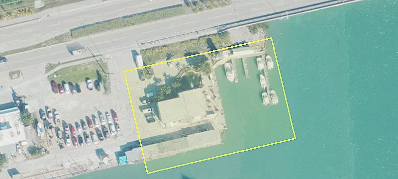 11833 Overseas Hwy