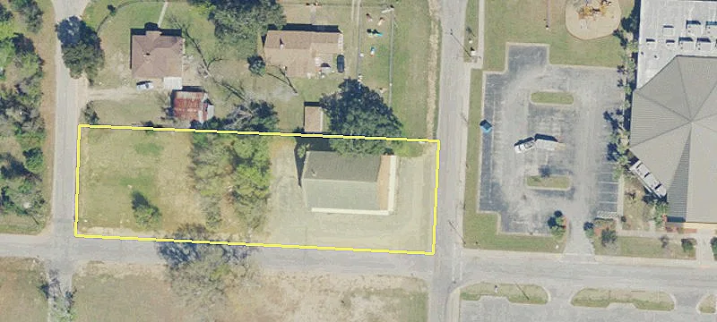 3300 Desoto St