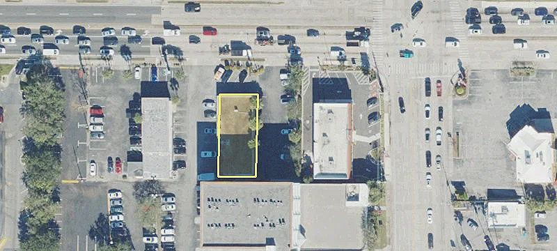 1220 Fairbanks Ave
