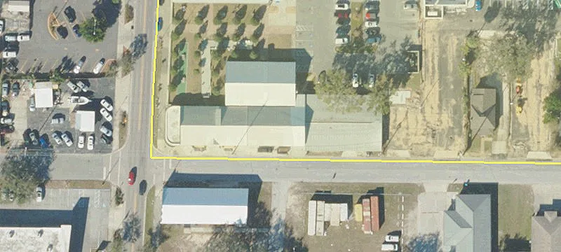 320 3rd SW St