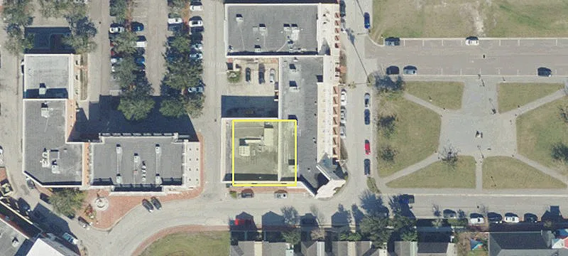 6043 Winthrop Commerce Ave