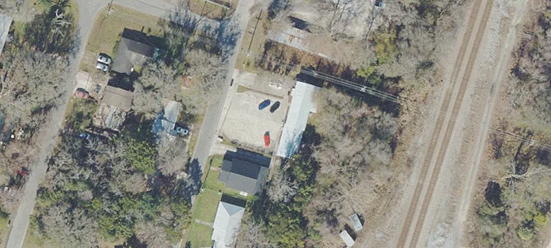 766 Thompson St