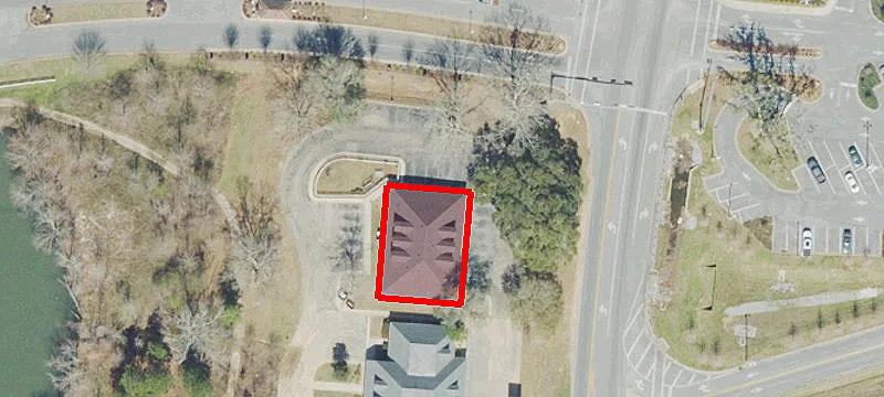 5565 Woodbine Rd