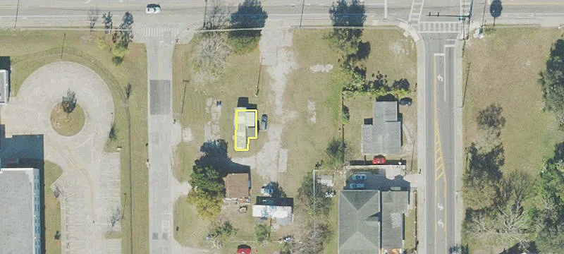 2475 Beaumont Ave