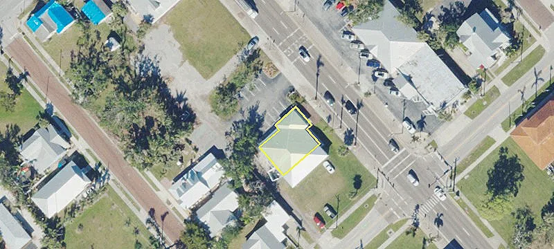 327 Cross St