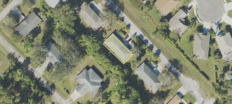 11123 Airport Dr