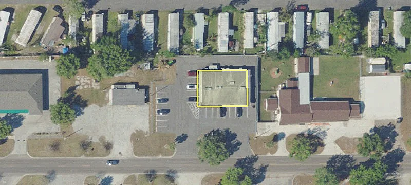 670 Main St
