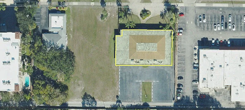 2934 Bay Dr