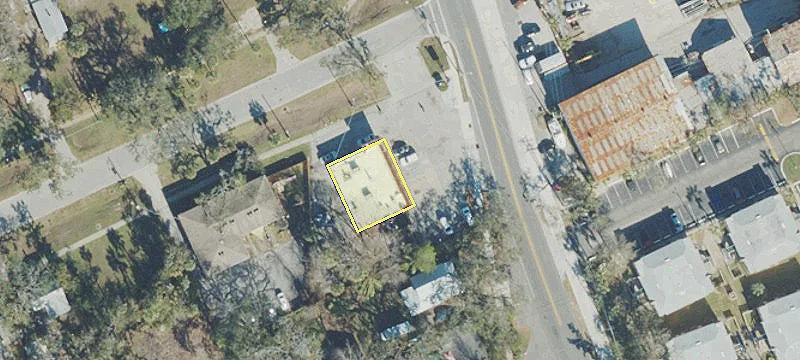 700 Bch St