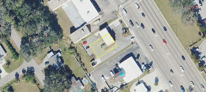 1740 Tamiami Trl