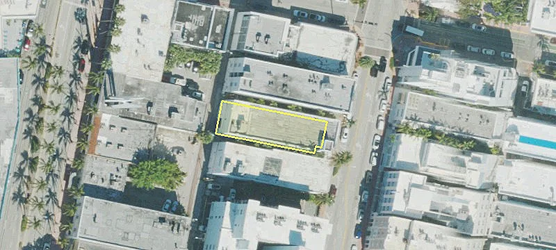 740 Collins Ave