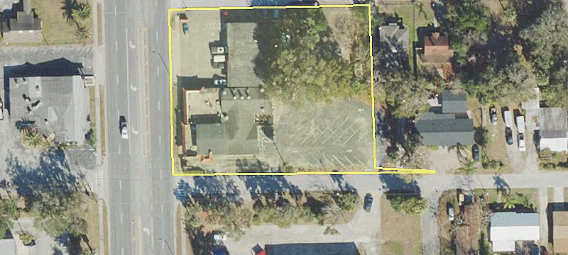 1329 Woodland Blvd