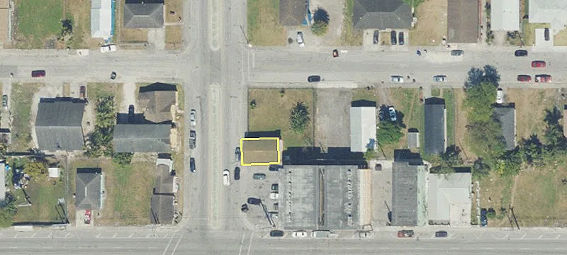 417 8th St