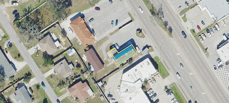 1836 Tamiami Trl