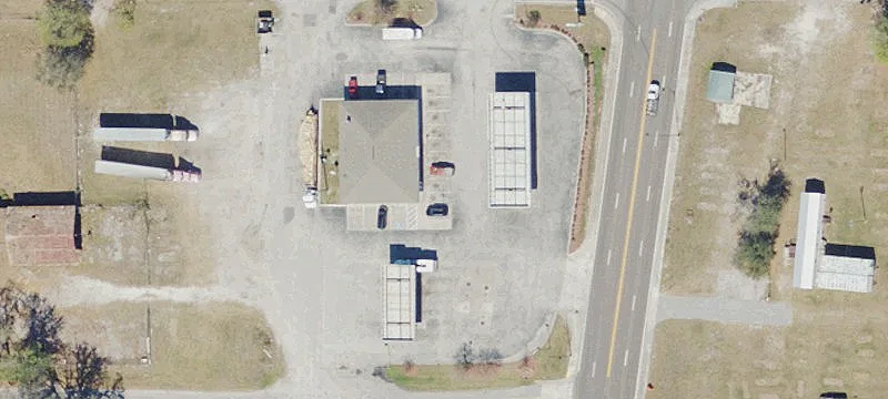 5211 Us Hwy 17th N