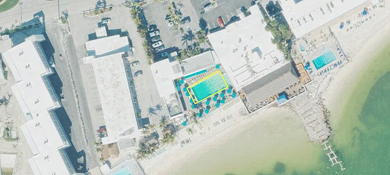 425 Ocean Dr