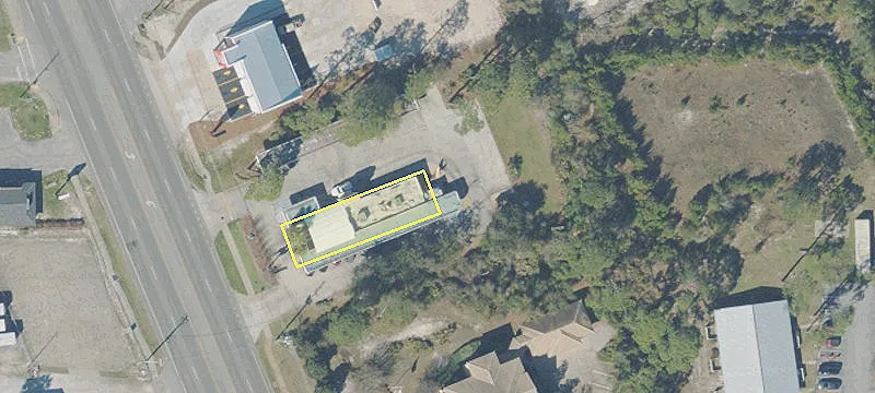 2021 Thomas Dr