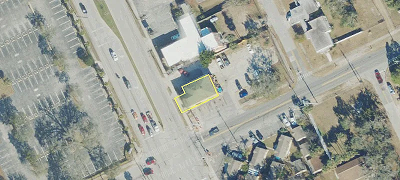 1301 Ridgewood Ave