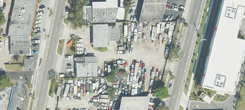 700 Dixie W Hwy