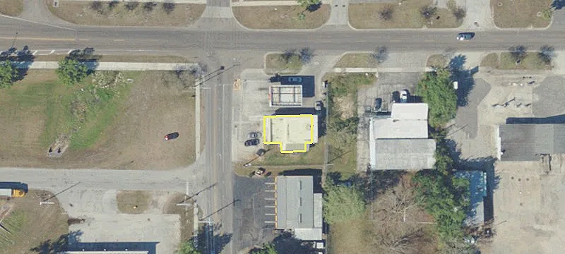 795 Main St