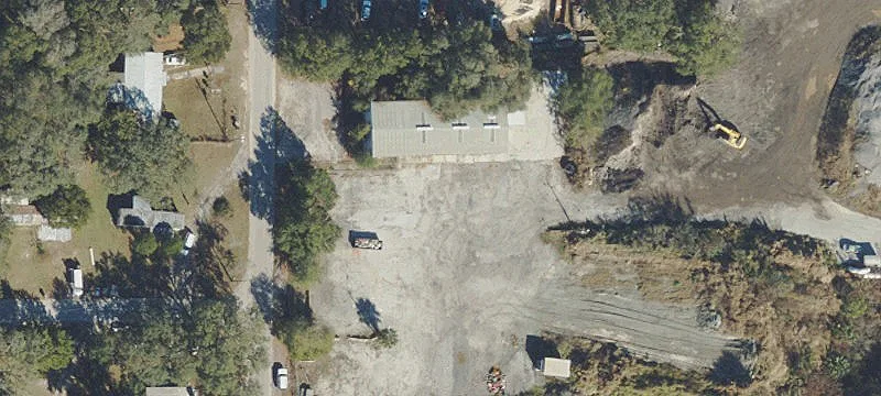 1200 Snowberger Ave