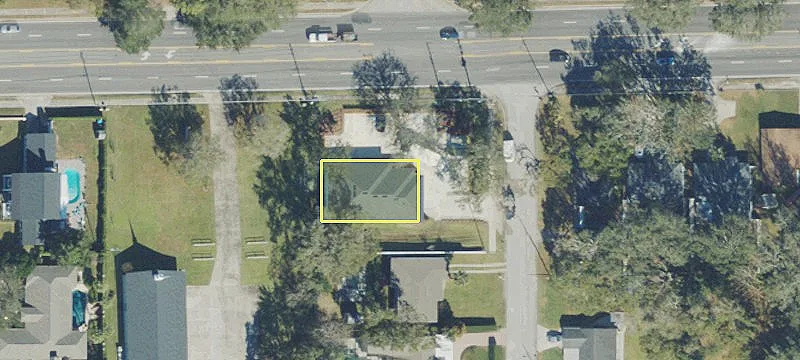 1752 Howell Br Rd