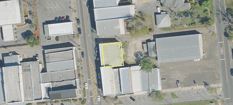 805 Main St