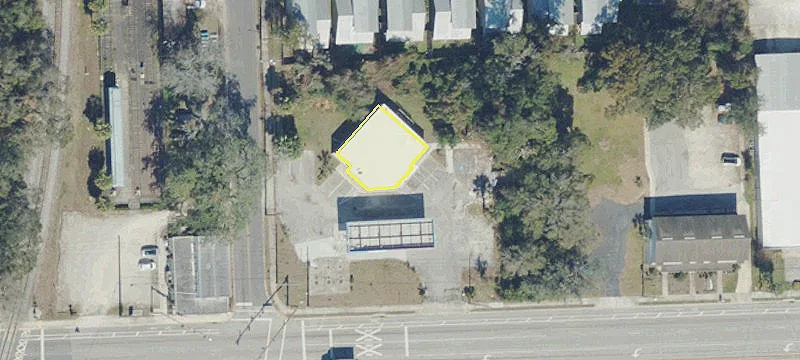 695 Kingsley Ave