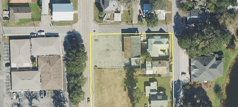 251 Marion Ave