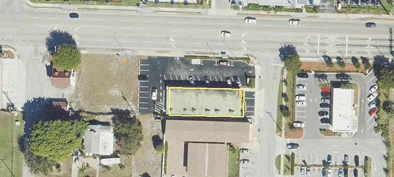 302 Lantana Rd
