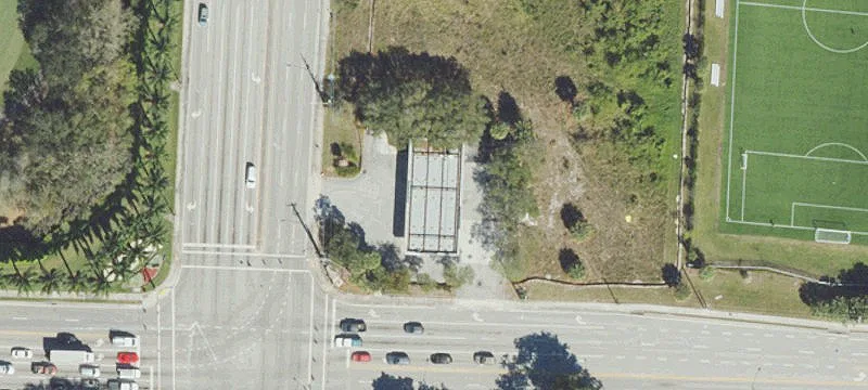 674 Congress Ave