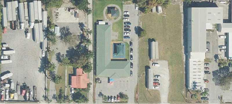 1309 Ave L L