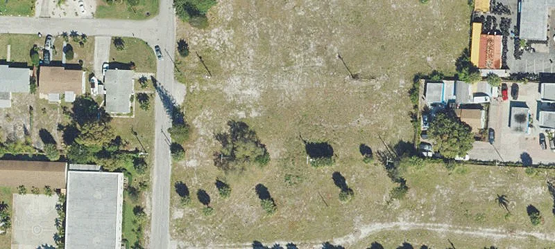 1 Douglas Rd
