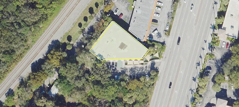 13702 Biscayne Blvd