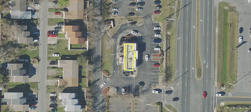 2424 Hwy 77