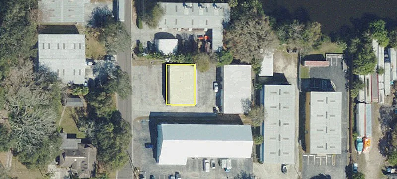 1070 Hbr Lk Dr