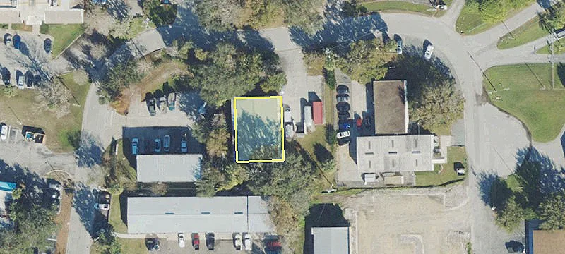 810 Eyrie Dr