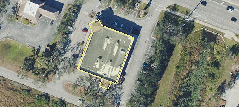 15180 Tamiami Trl