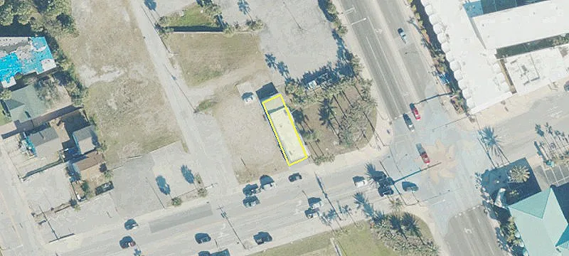 725 International Speedway Blvd