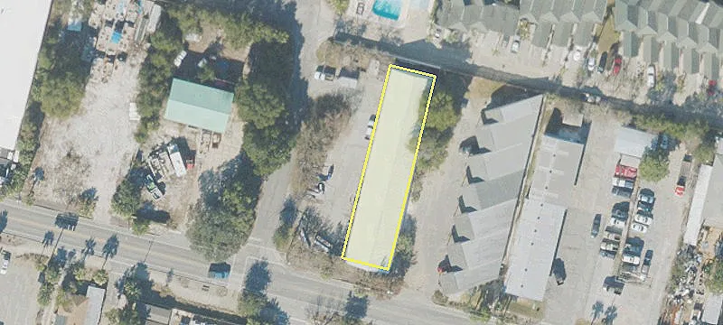 225 Pelican Pl