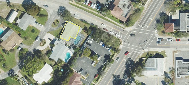 2401 Seacrest Blvd