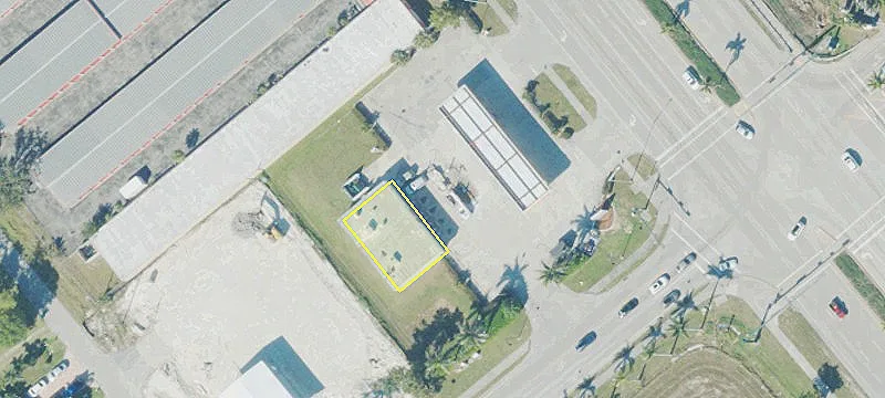 11466 Tamiami E Trl