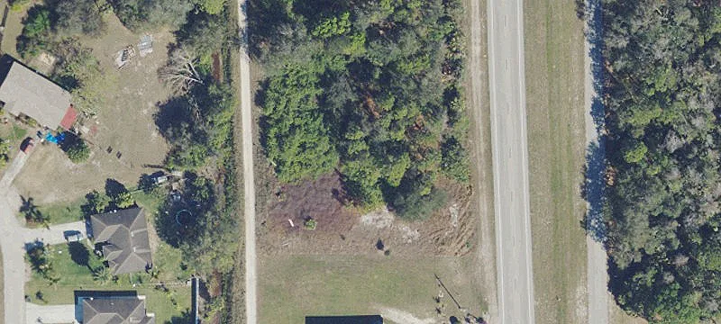2233 Joel Blvd