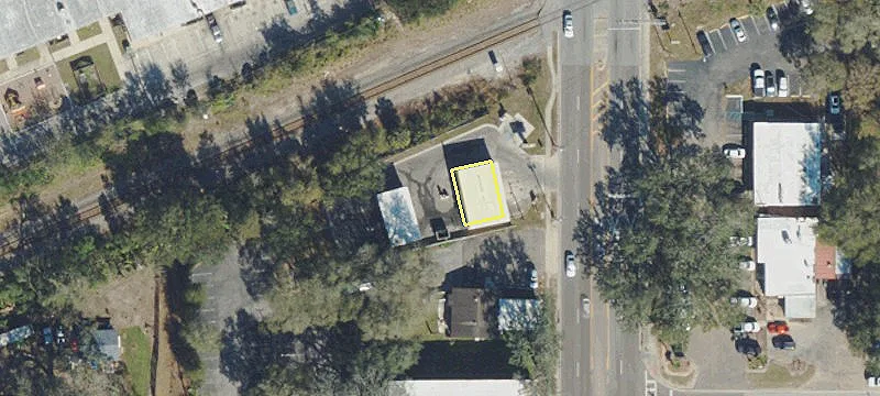 2001 Parsons Ave